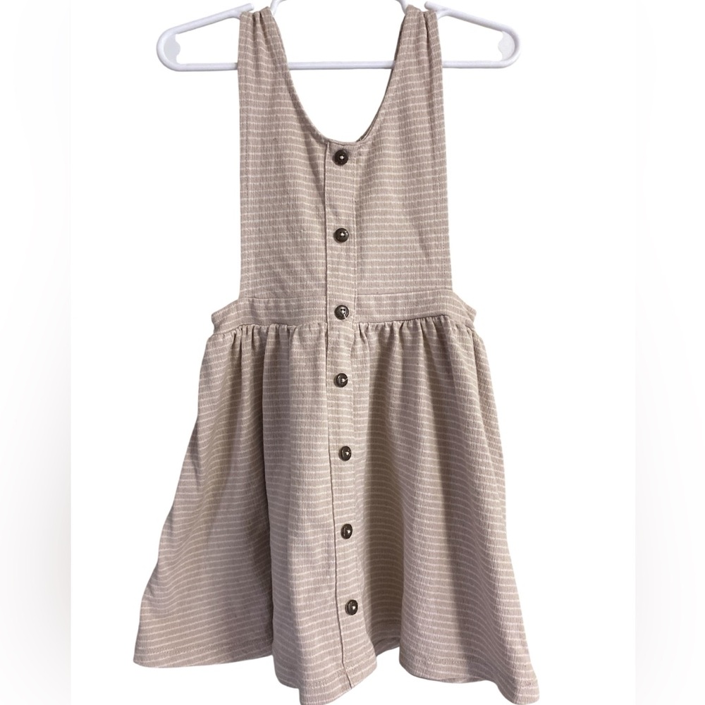 Art Class• Dress